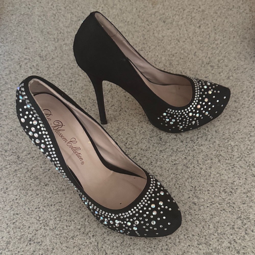 De Blossom Collection Black Rhinestone Heels
